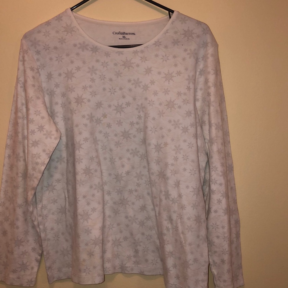 snowflake t shirt
